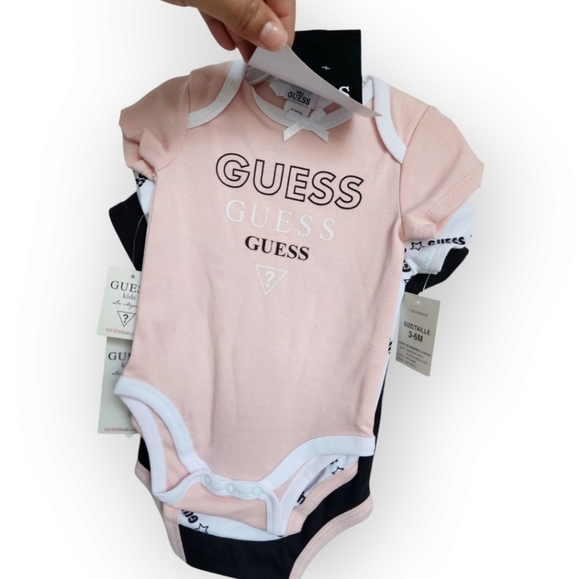 Guess Baby Girls Bodysuit 3 Pack Set Kids - Pink White Black 3-6 M Short Sleeve - Picture 1 of 10